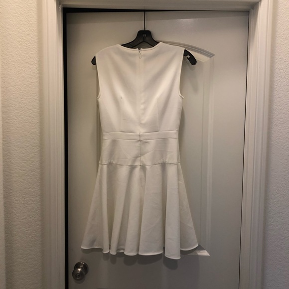 ✨Host Pick✨BcbgMaxazria Aynn Dress Size 2 - Picture 4 of 5